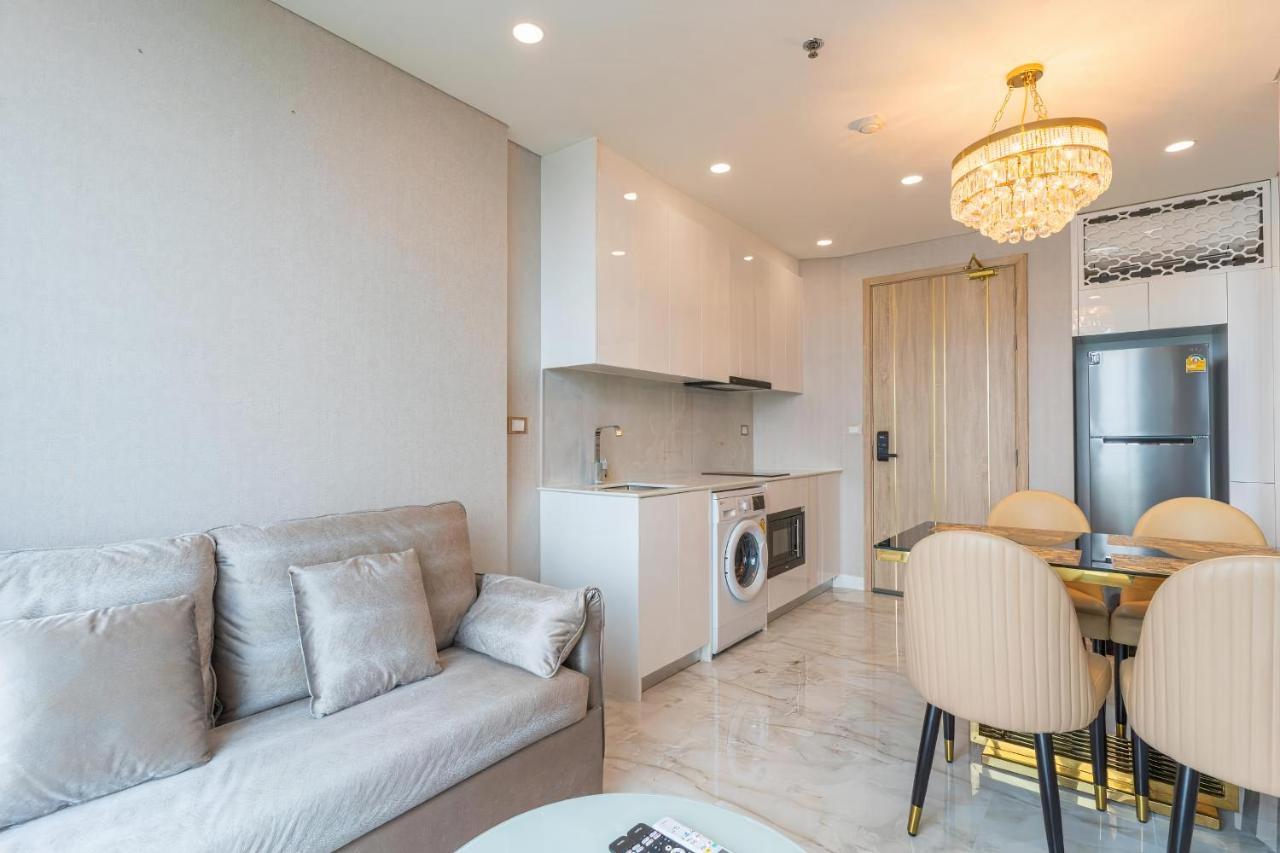 Luxury Sea View Room Beach Front Luxury Jomtien Beach Exteriör bild
