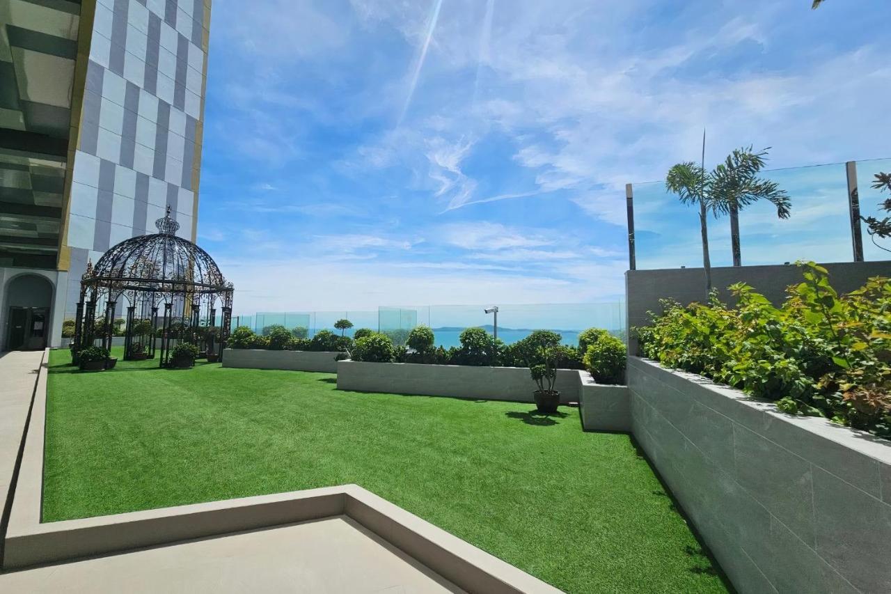 Luxury Sea View Room Beach Front Luxury Jomtien Beach Exteriör bild