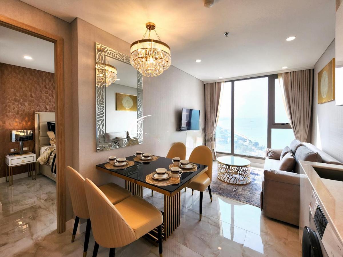 Luxury Sea View Room Beach Front Luxury Jomtien Beach Exteriör bild